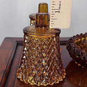 Home Interiors HomeCo (1}Votive Diamond‎ Cut Amber Peg Setting